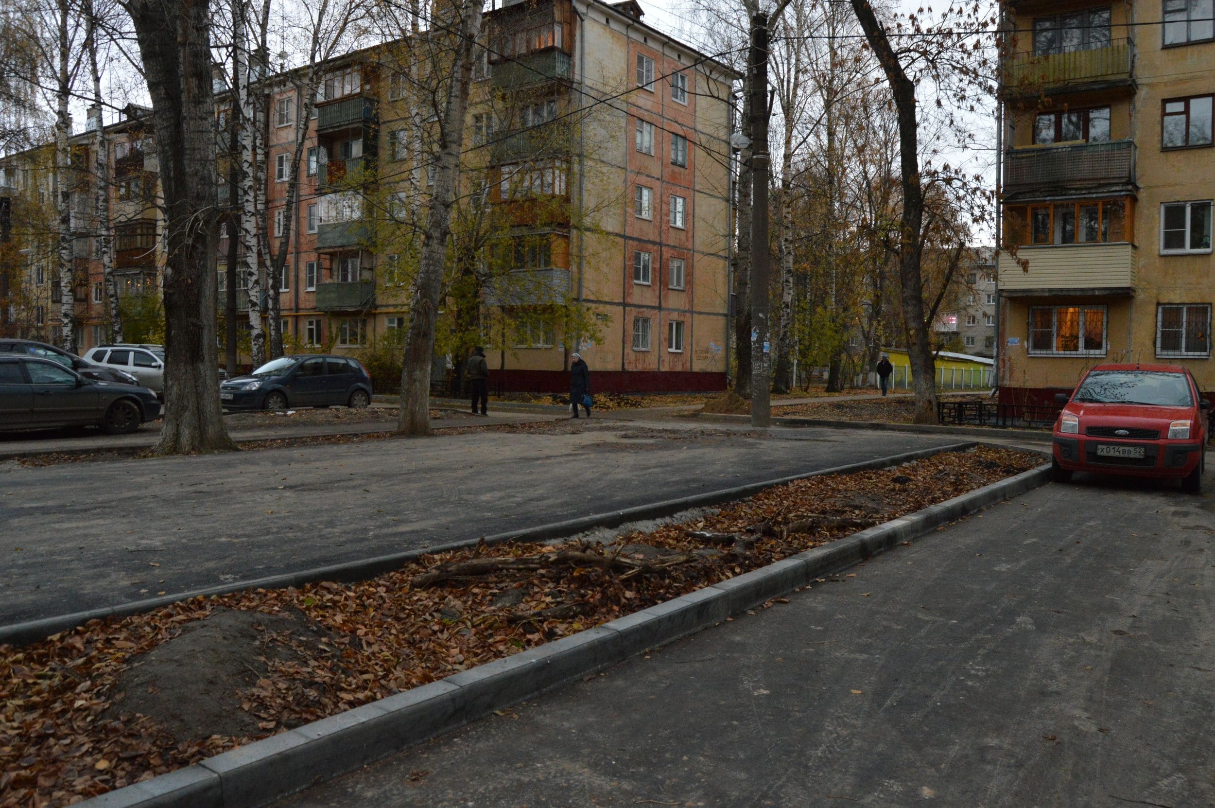 Двор воронеж. Воронеж дворы. Двор современный Воронеж. Благоустроенные дворы в Воронеже. Фотографии воронежских дворов.