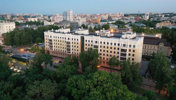 Эксплуатируемая крыша и волшебные виды: как выглядят квартиры в самом «молодом» доме на Верхне-Волжской набережной