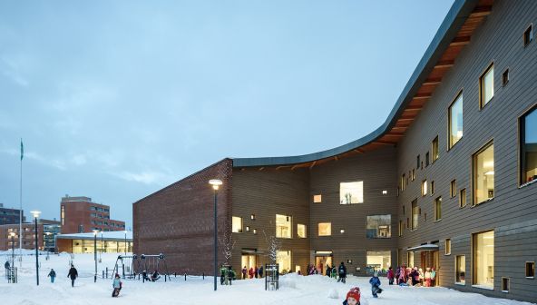Школа Saunalahti в городе Эспоо (Финляндия)
