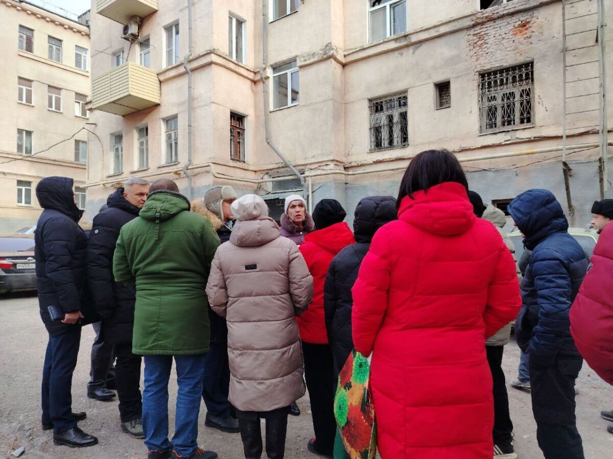 В Таганроге ввели локальный режим ЧС после атаки беспилотников - фото 1