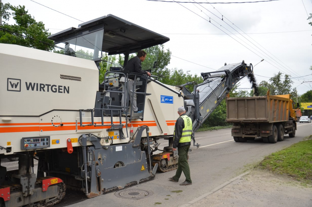 На 145 улицах Ростова-на-Дону дорожные службы произвели ямочный ремонт